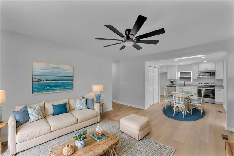 Photo 7 of 22 residential for sale in Norfolk virginia