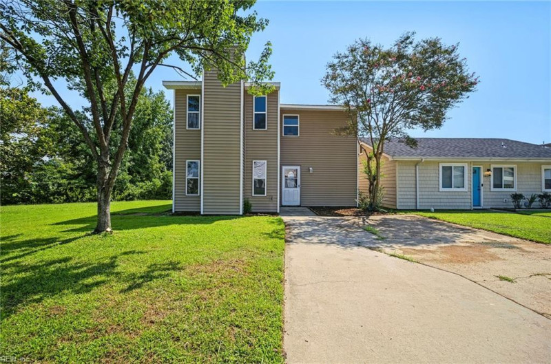 Photo 1 of 47 residential for sale in Portsmouth virginia