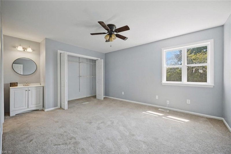 Photo 24 of 47 residential for sale in Portsmouth virginia