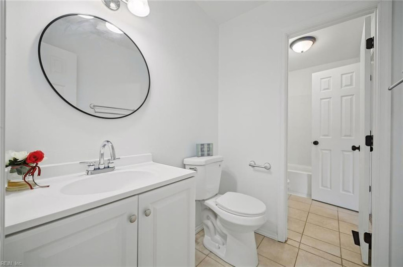 Photo 29 of 47 residential for sale in Portsmouth virginia
