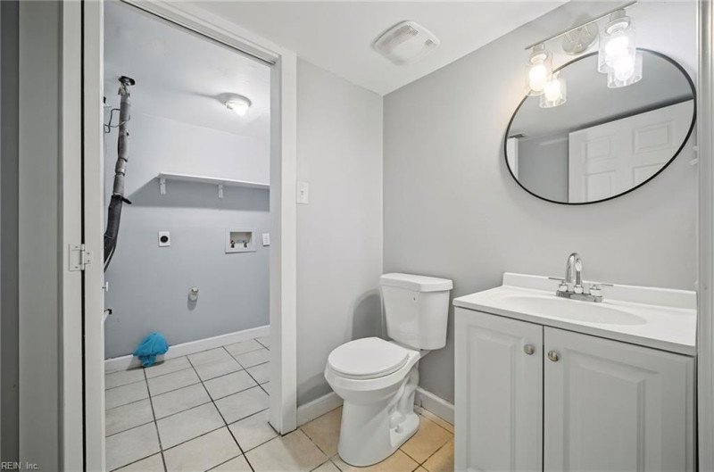 Photo 30 of 47 residential for sale in Portsmouth virginia