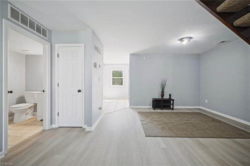 Photo 9 of 47 residential for sale in Portsmouth virginia