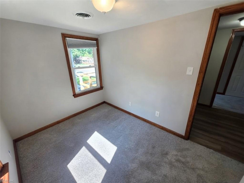 Photo 9 of 17 residential for sale in Newport News virginia Photo 9 of 17 residential for sale in Newport News virginia