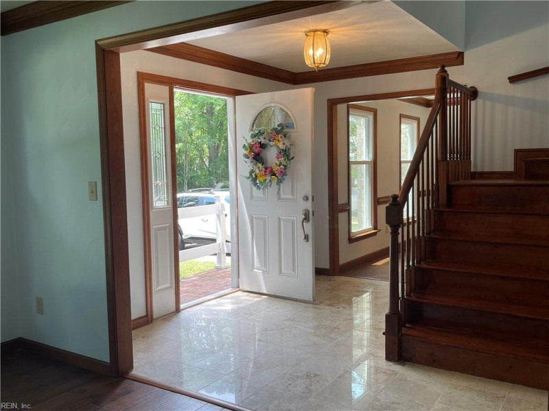 Photo 10 of 46 residential for sale in Virginia Beach virginia