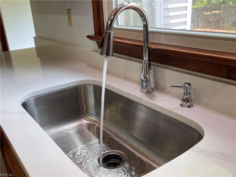 Photo 18 of 46 residential for sale in Virginia Beach virginia