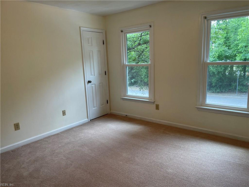 Photo 32 of 46 residential for sale in Virginia Beach virginia