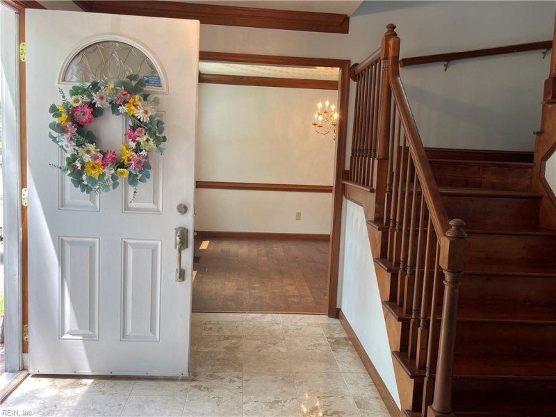Photo 9 of 46 residential for sale in Virginia Beach virginia