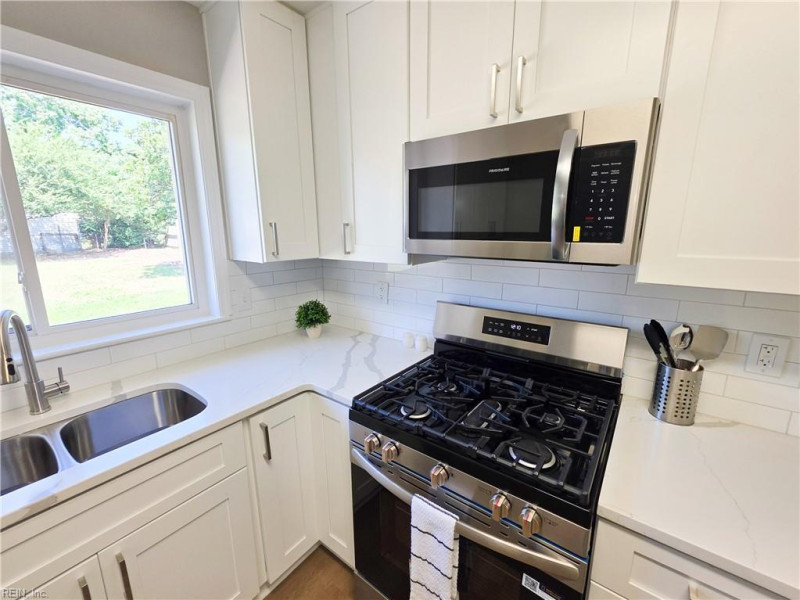 Photo 5 of 17 residential for sale in Virginia Beach virginia Photo 5 of 17 residential for sale in Virginia Beach virginia