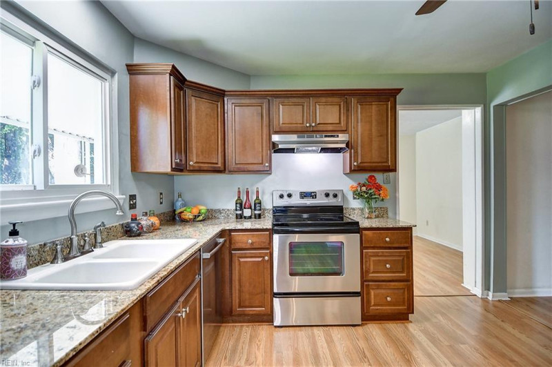 Photo 3 of 42 residential for sale in Virginia Beach virginia Photo 3 of 42 residential for sale in Virginia Beach virginia