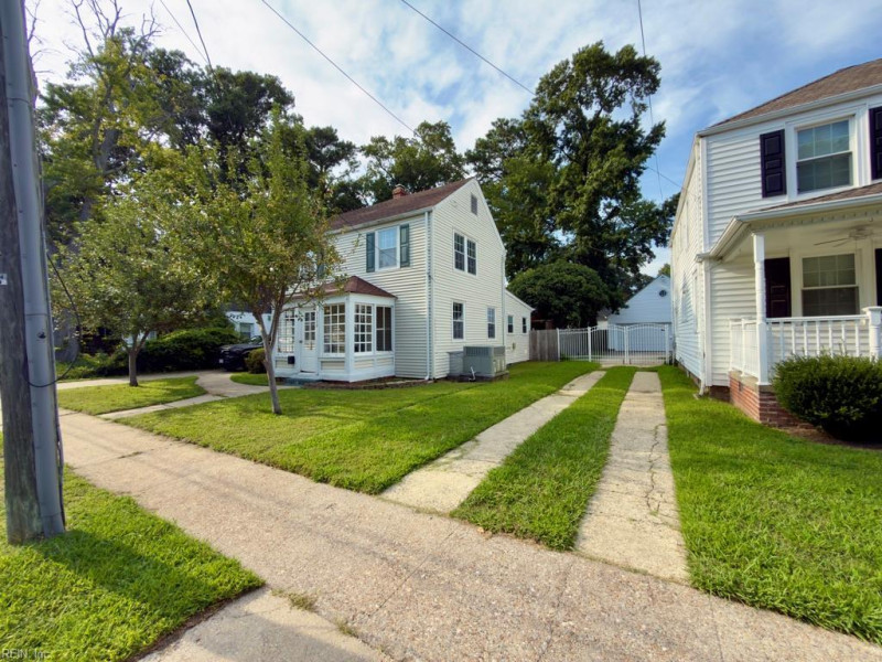Photo 3 of 36 residential for sale in Hampton virginia Photo 3 of 36 residential for sale in Hampton virginia