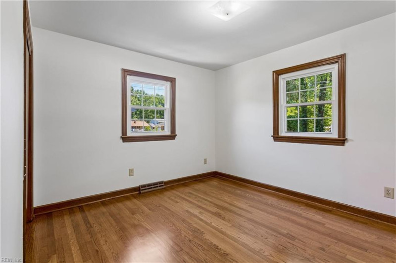 Photo 19 of 27 residential for sale in Hampton virginia Photo 19 of 27 residential for sale in Hampton virginia