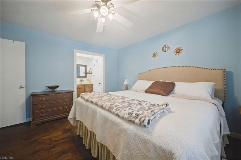 Photo 24 of 43 residential for sale in Virginia Beach virginia