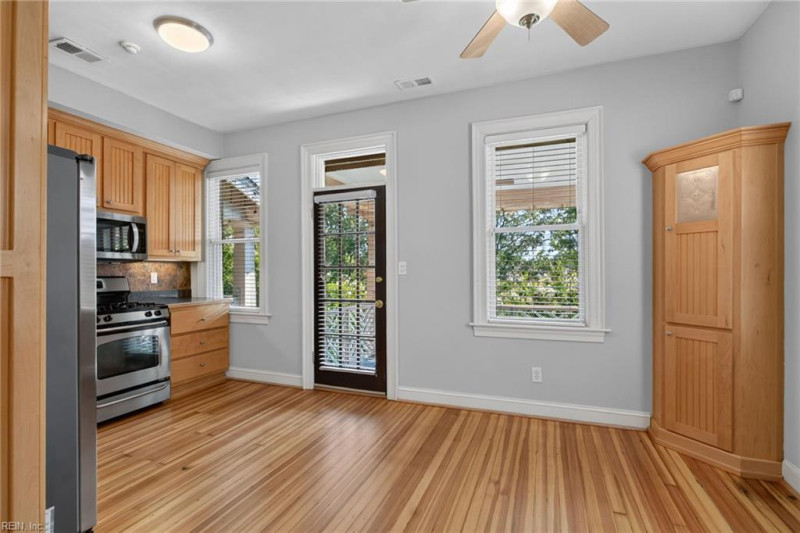 Photo 12 of 33 residential for sale in Norfolk virginia Photo 12 of 33 residential for sale in Norfolk virginia