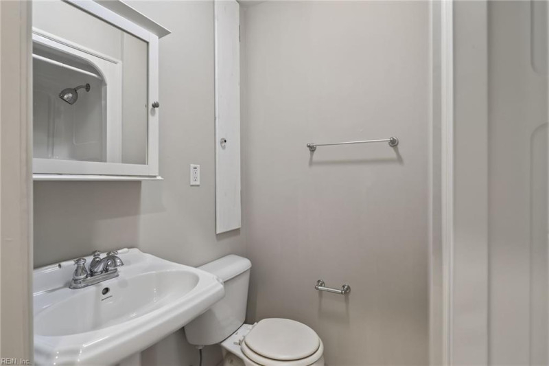 Photo 16 of 33 residential for sale in Norfolk virginia Photo 16 of 33 residential for sale in Norfolk virginia
