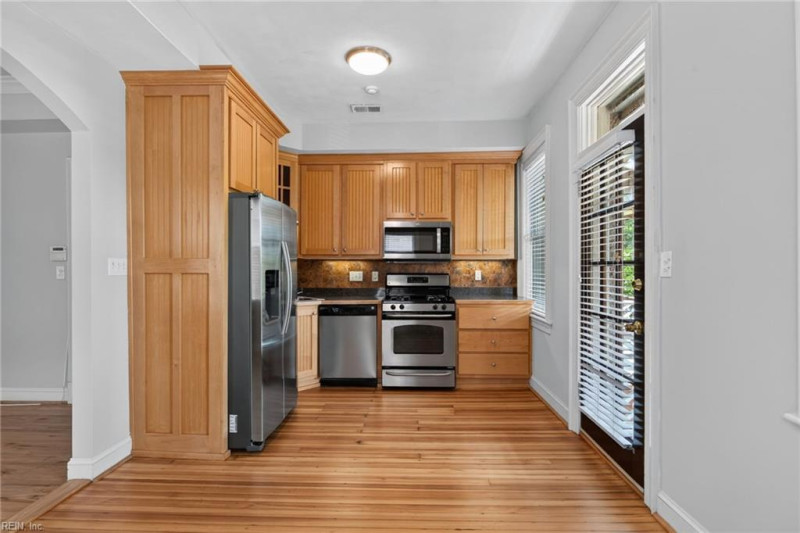 Photo 9 of 33 residential for sale in Norfolk virginia Photo 9 of 33 residential for sale in Norfolk virginia