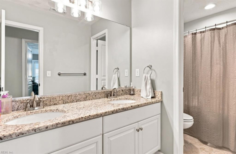 Photo 15 of 40 residential for sale in Suffolk virginia