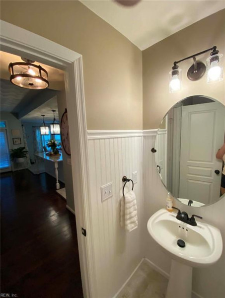 Photo 34 of 40 residential for sale in Suffolk virginia