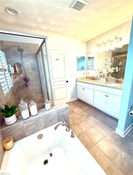Photo 36 of 40 residential for sale in Suffolk virginia
