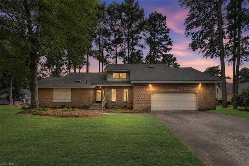 Photo 1 of 33 residential for sale in Chesapeake virginia