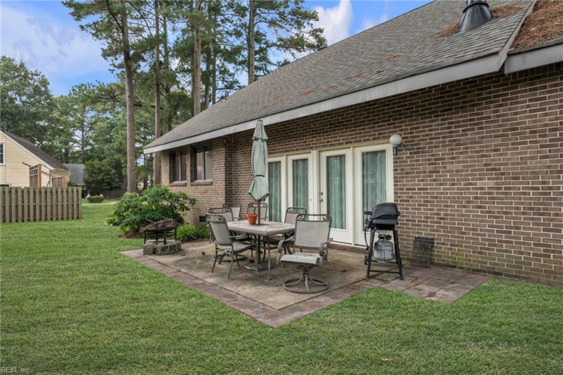 Photo 32 of 33 residential for sale in Chesapeake virginia