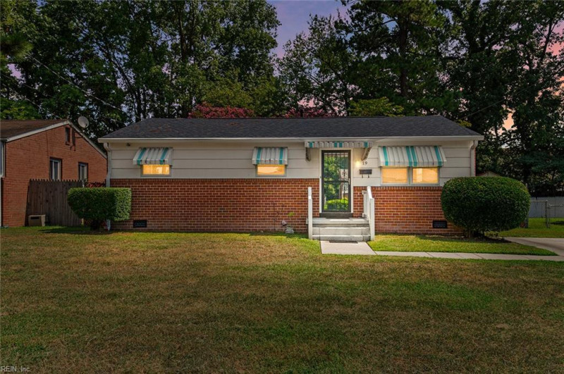 Photo 1 of 28 residential for sale in Hampton virginia Photo 1 of 28 residential for sale in Hampton virginia