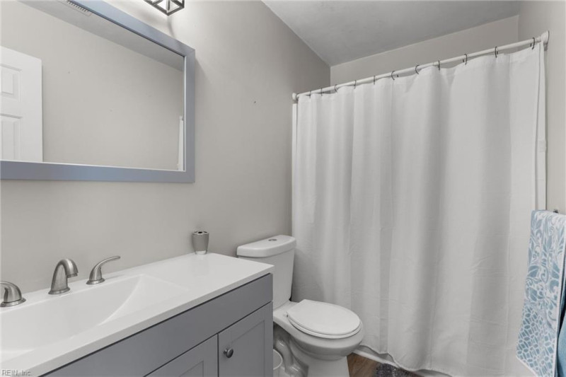 Photo 13 of 19 residential for sale in Newport News virginia Photo 13 of 19 residential for sale in Newport News virginia