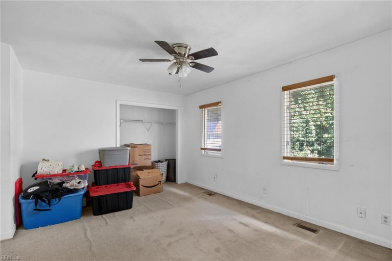 Photo 20 of 32 residential for sale in Chesapeake virginia