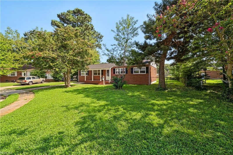 Photo 3 of 24 residential for sale in Hampton virginia Photo 3 of 24 residential for sale in Hampton virginia