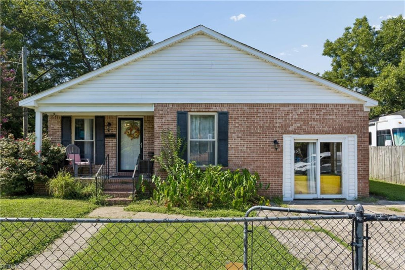 Photo 4 of 42 residential for sale in Norfolk virginia Photo 4 of 42 residential for sale in Norfolk virginia