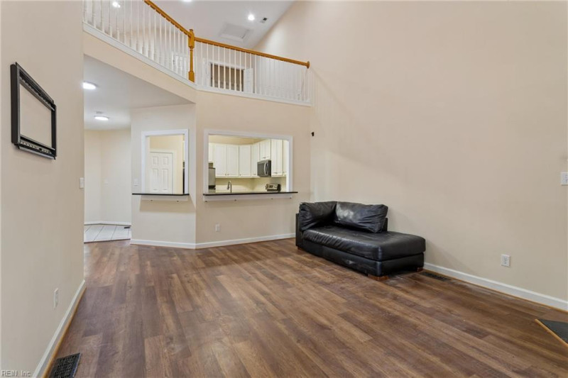 Photo 11 of 50 residential for sale in Williamsburg virginia
