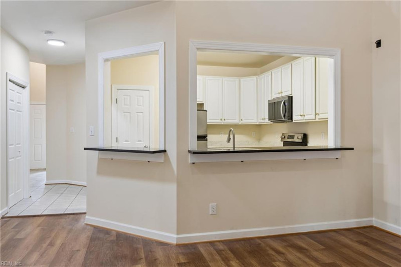 Photo 12 of 50 residential for sale in Williamsburg virginia