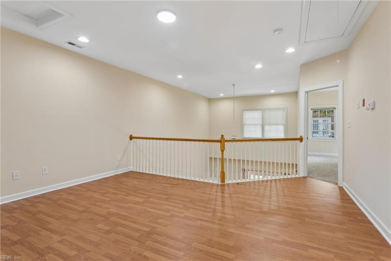 Photo 22 of 50 residential for sale in Williamsburg virginia