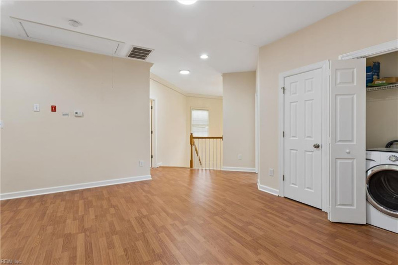 Photo 23 of 50 residential for sale in Williamsburg virginia