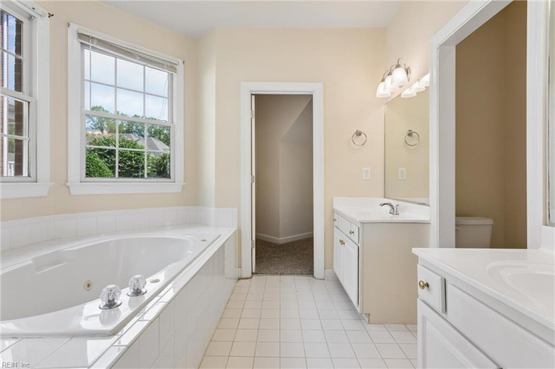 Photo 28 of 50 residential for sale in Williamsburg virginia