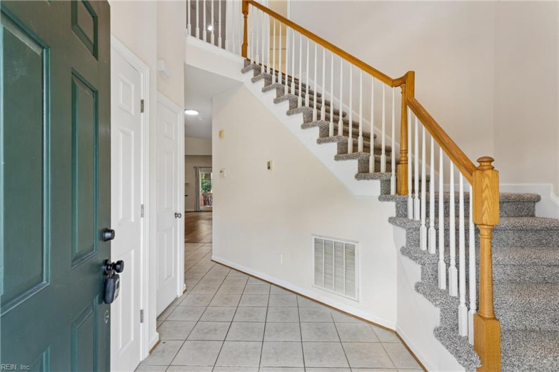 Photo 5 of 50 residential for sale in Williamsburg virginia