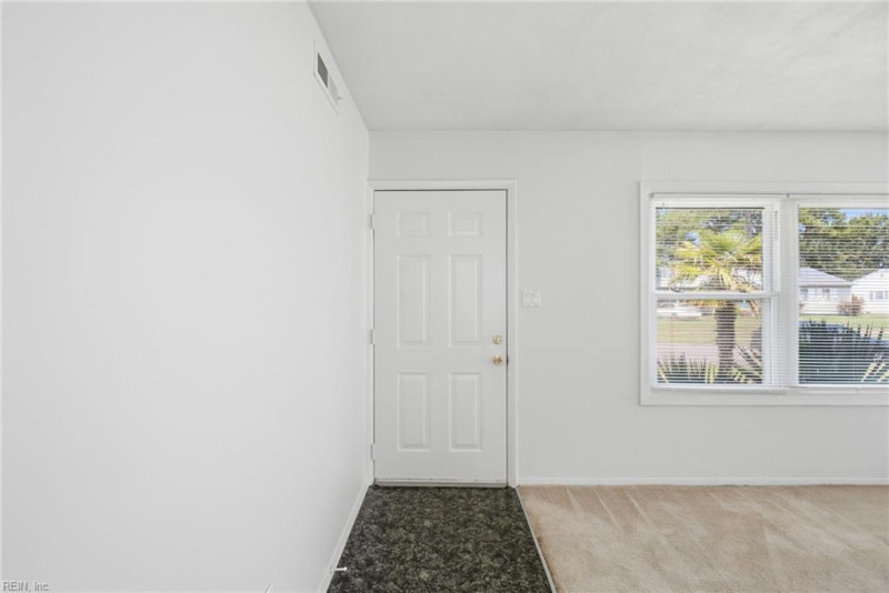 Photo 4 of 31 residential for sale in Norfolk virginia Photo 4 of 31 residential for sale in Norfolk virginia