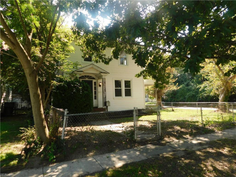 Photo 2 of 43 residential for sale in Norfolk virginia
