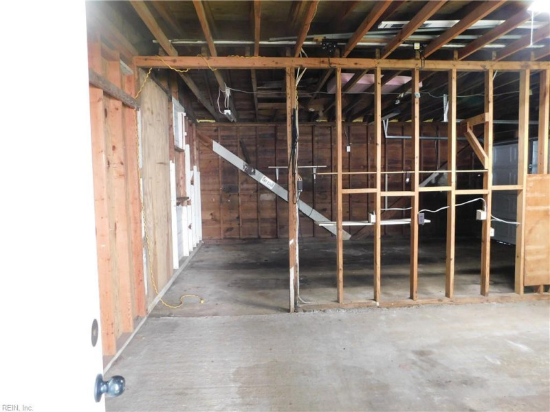 Photo 32 of 43 residential for sale in Norfolk virginia