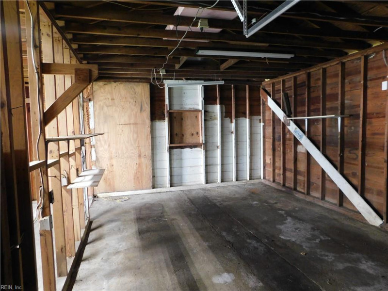 Photo 40 of 43 residential for sale in Norfolk virginia