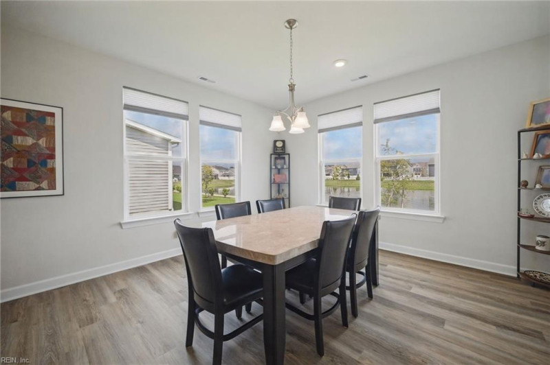 Photo 12 of 43 residential for sale in Chesapeake virginia