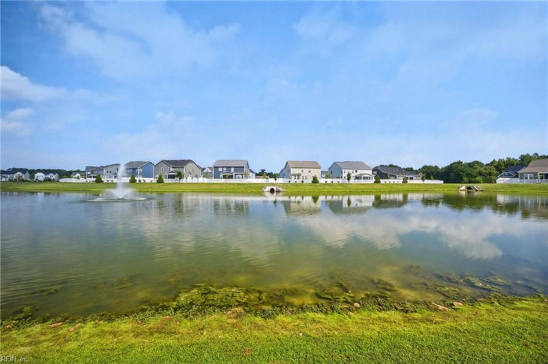 Photo 35 of 43 residential for sale in Chesapeake virginia