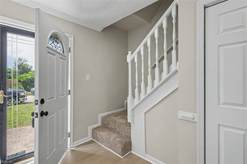 Photo 10 of 42 residential for sale in Virginia Beach virginia
