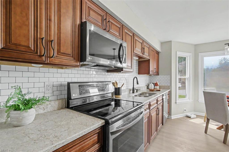 Photo 20 of 42 residential for sale in Virginia Beach virginia