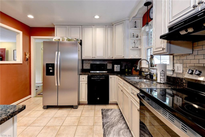 Photo 14 of 30 residential for sale in Newport News virginia