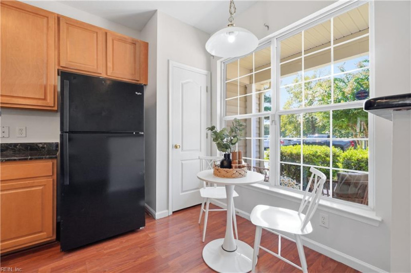 Photo 13 of 43 residential for sale in Virginia Beach virginia