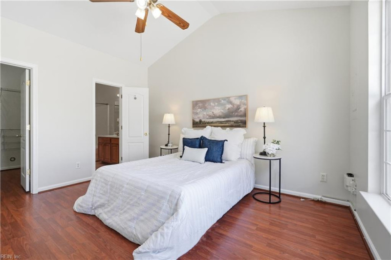 Photo 17 of 43 residential for sale in Virginia Beach virginia
