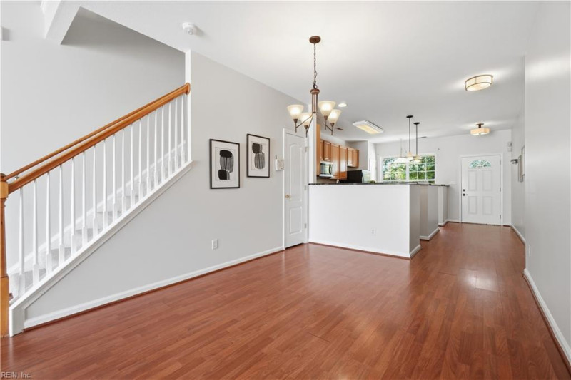 Photo 8 of 43 residential for sale in Virginia Beach virginia