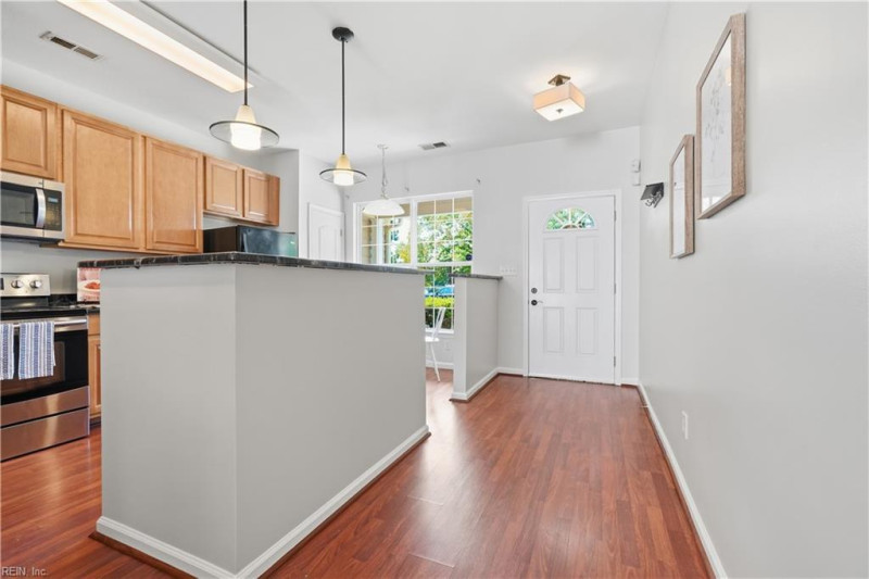 Photo 9 of 43 residential for sale in Virginia Beach virginia