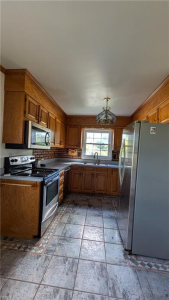 Photo 3 of 6 residential for sale in Virginia Beach virginia
