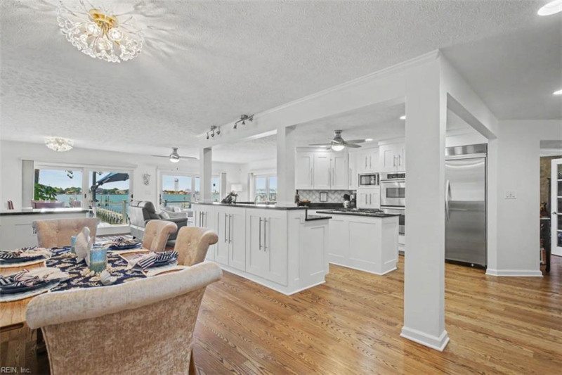 Photo 11 of 50 residential for sale in Hampton virginia